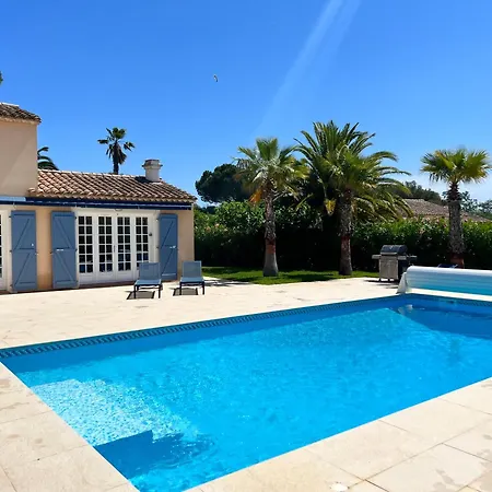 Avec Piscine Acces Direct A Pied A La Privee