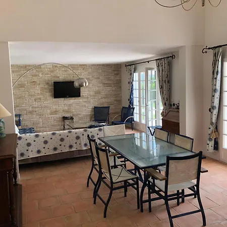 Avec Piscine Accès Direct à Pied à La Privée