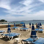 Avec Piscine Accès Direct à Pied à La Privée Villa Grimaud