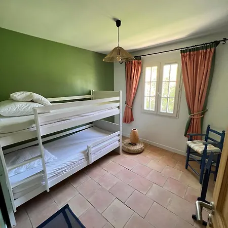 Villa Avec Piscine Acces Direct A Pied A La Privee Grimaud